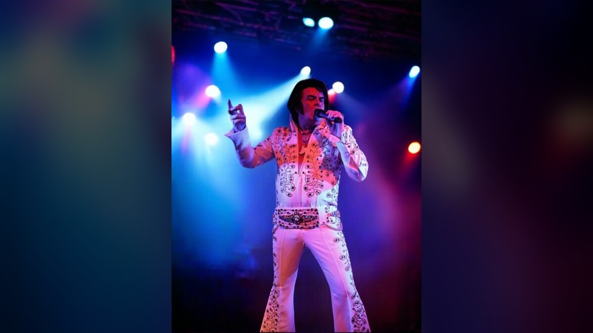 Elvis Presley Tribute